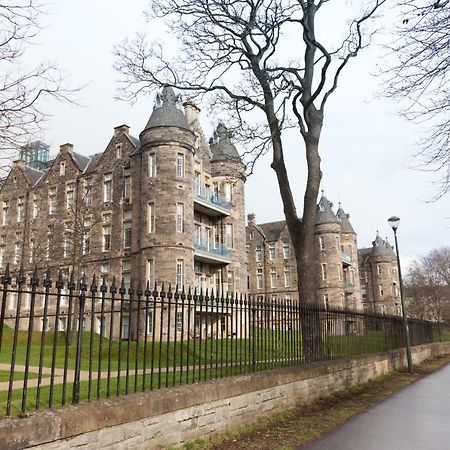 2 Bed Apartment At Quartermile Edimburgo Exterior foto