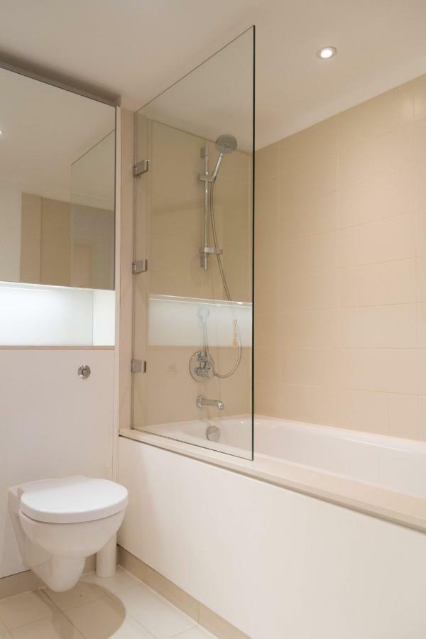 2 Bed Apartment At Quartermile Edimburgo Exterior foto